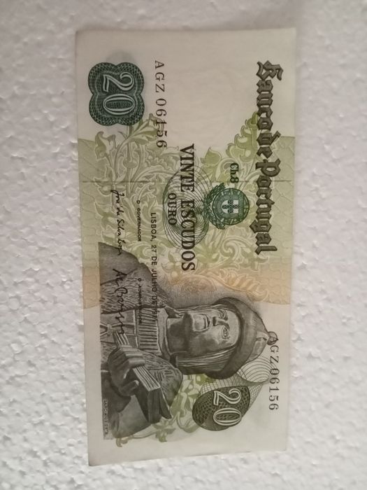 Vendo notas de vinte escudos de Garcia de Orta a  preço baixo