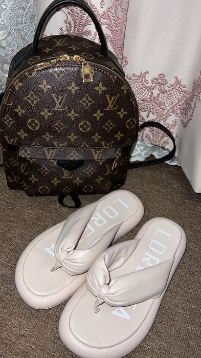 Летние кожаные шлёпки