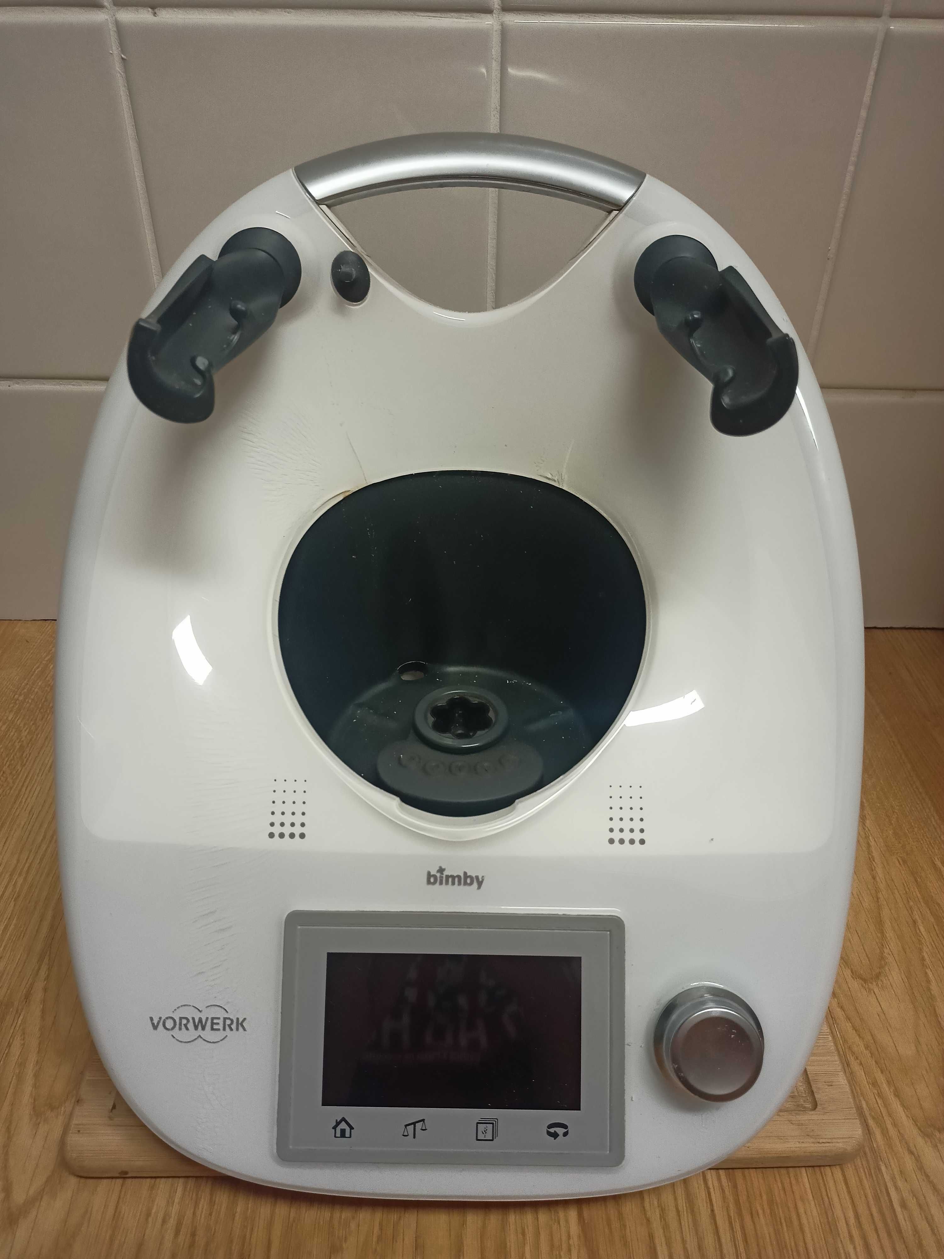 Base de Bimby TM5 com avaria