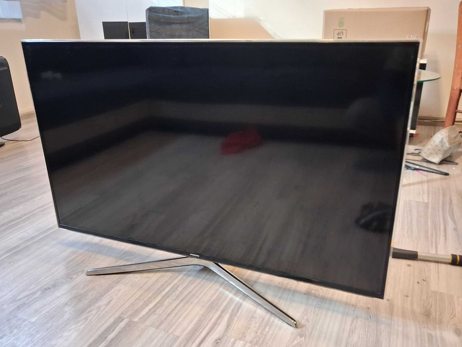 Telewizor Samsung 48 Cali , uszkodzony , plamki