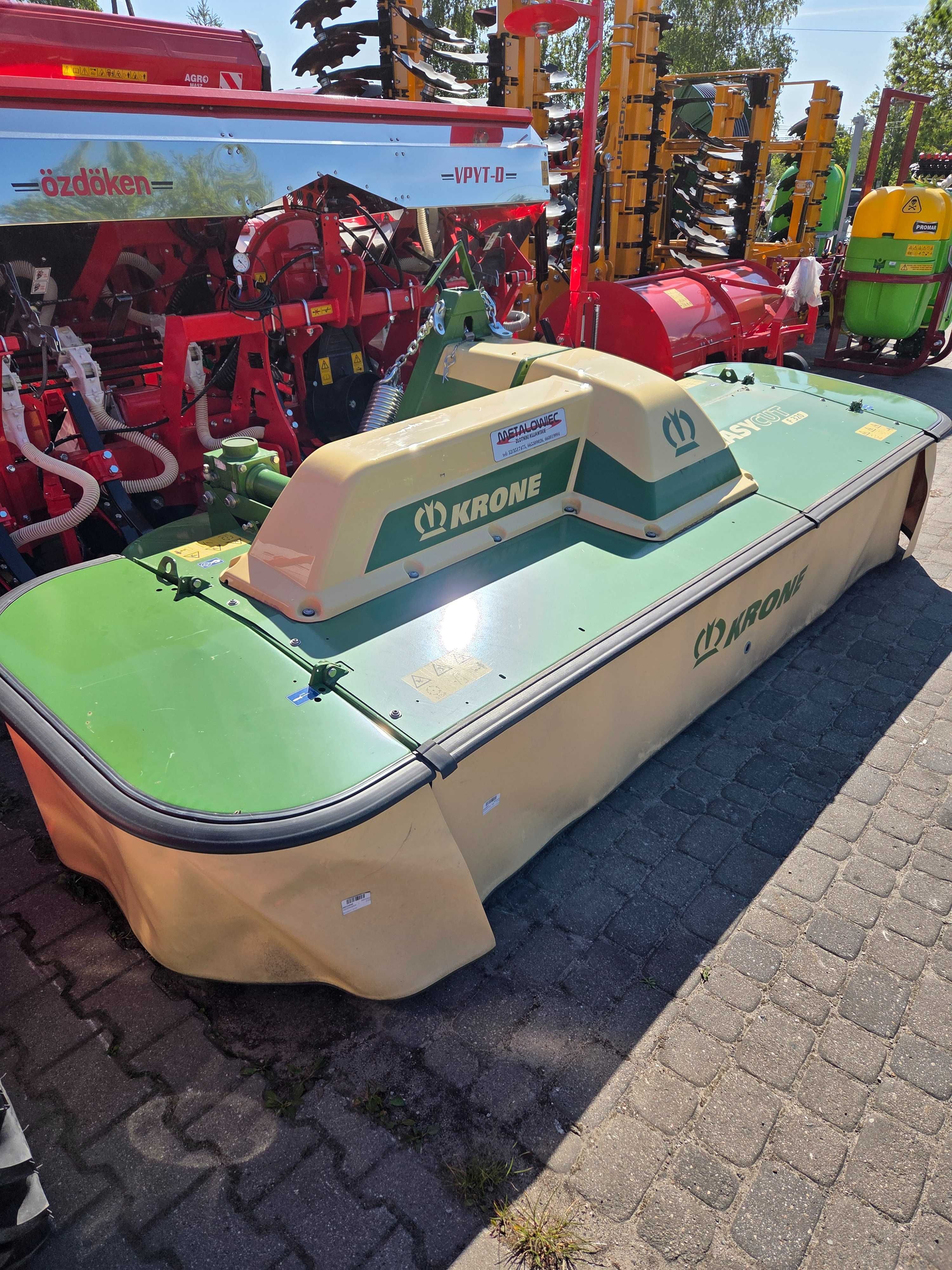 OD RĘKI!!! Kosiarka dyskowa na przedni TUZ Krone EasyCut F 320 M