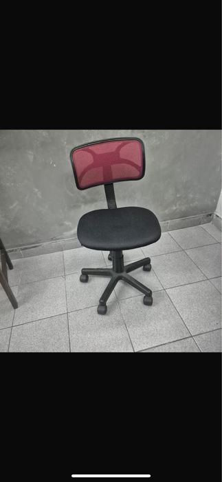Cadeira giratoria em excelente estado
