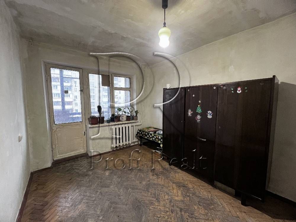 Продаж 1 кімн. квартири під ремонт, Солом'янський район, Шулявка, НАУ.