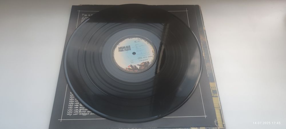 Продам виниловую пластинку Pink Floyd - Animals 1977