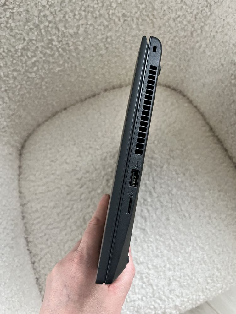 Lenovo thinkpad L14 g3 i3-1215u 16ram 14”FHDips