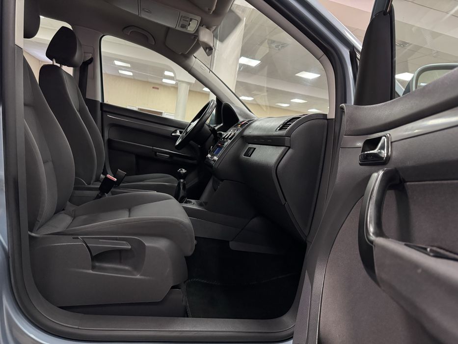 Volkswagen Touran 1.6МРi 8V 5МКПП 2006 р.в. (102 к.с.)