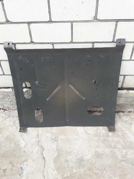 Продам защиту двигателя