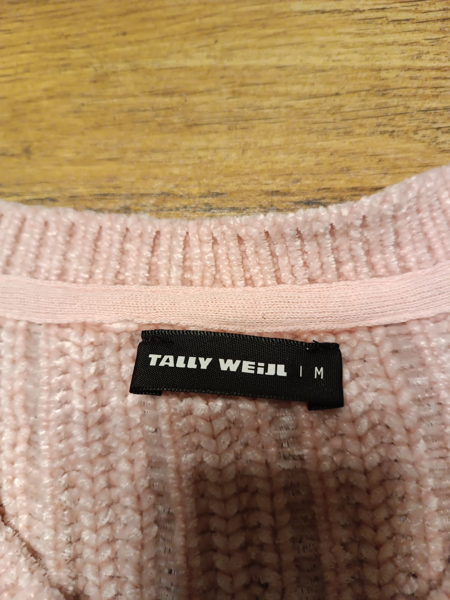 Sweter oversize firmy Tally Weijl rozmiar uniwersalny