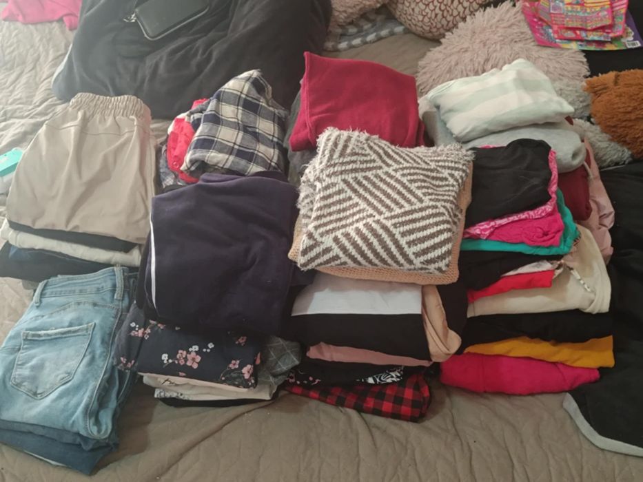 Wielka paka ubrań dla dziewczynki 102 sz. I buty