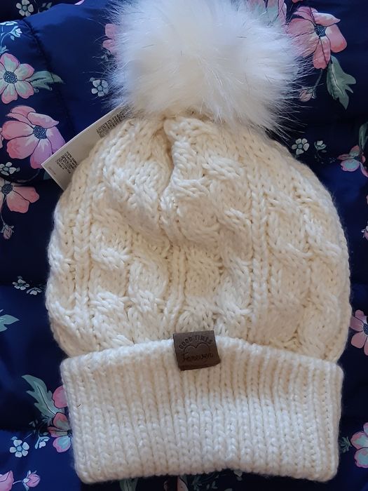Нова зимова шапка  HM