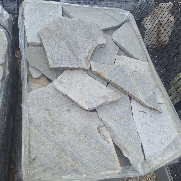 Kamień na elewację naturalny gnejs elewacyjny twardy płaski gr 1-3 cm