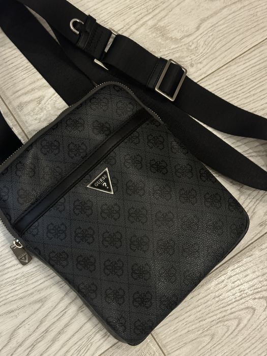 Сумка мужская GUESS