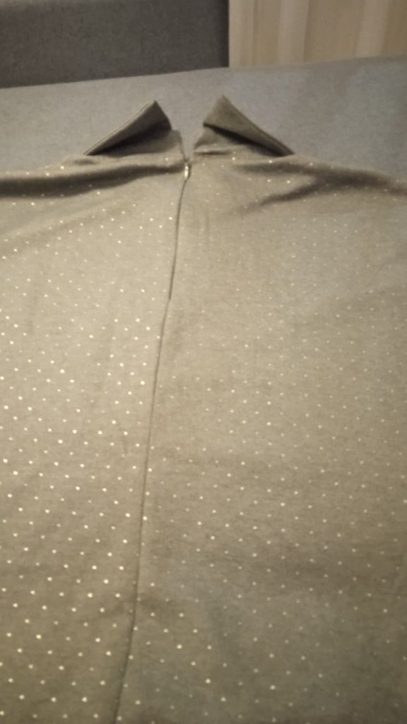 Sprzedam elegancką bluzkę damską