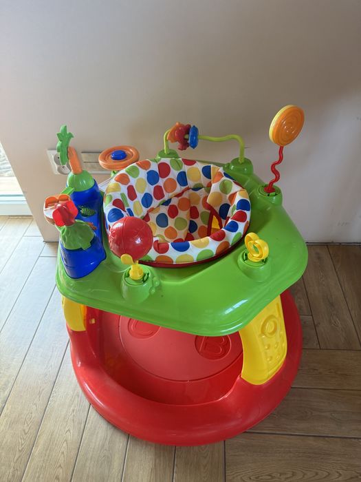 Centrum zabaw dla dzieci / skoczek