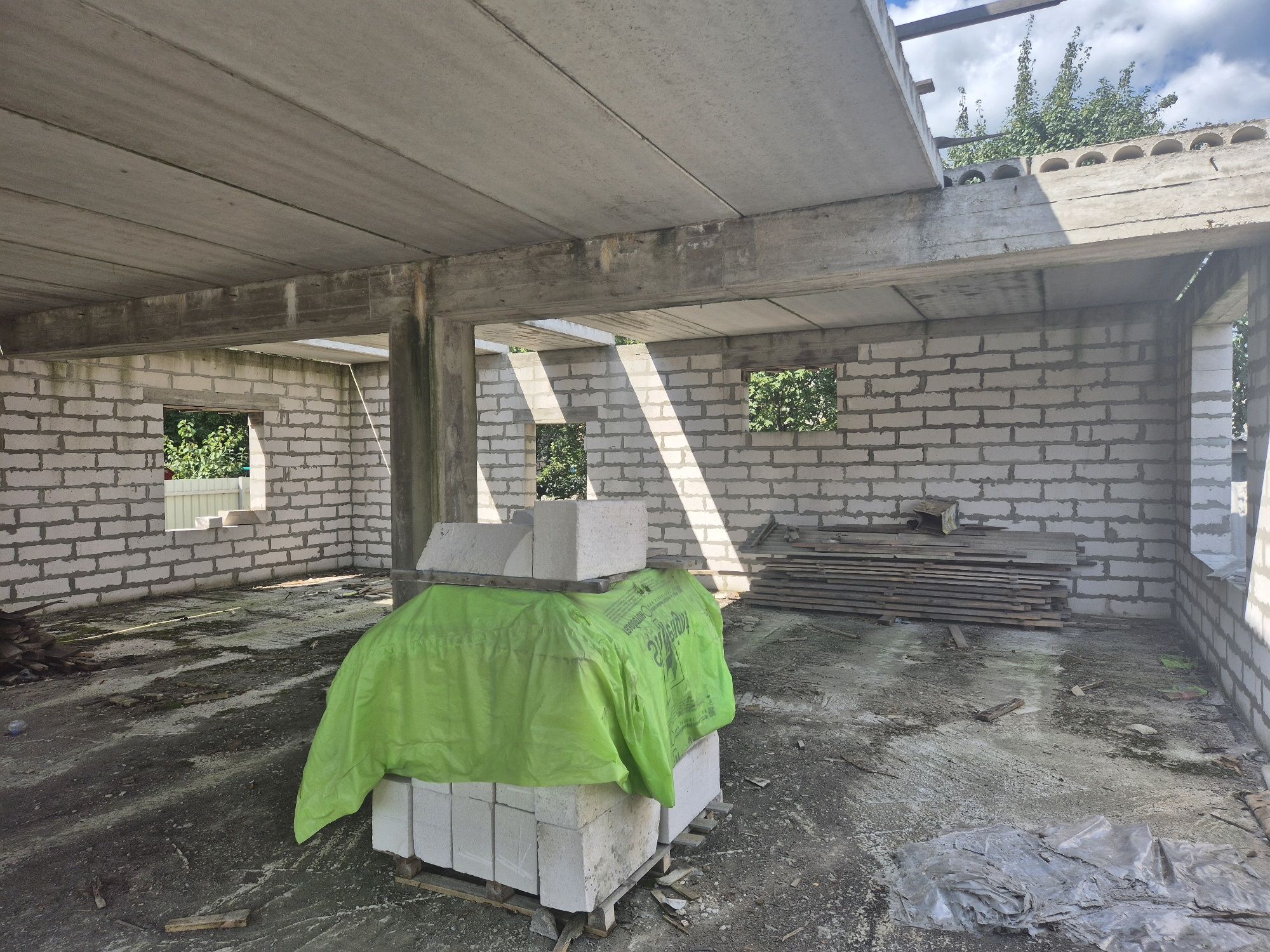 Продаж або довгострокова оренда недобудови