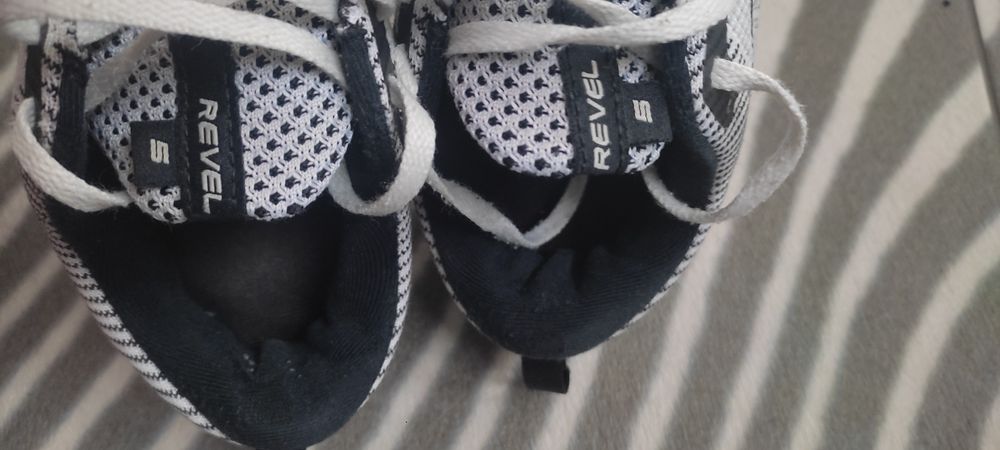 Кроссовки Brooks 41