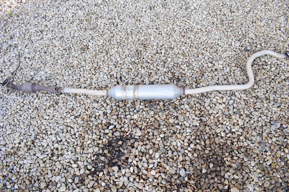 rura tłumik wydech katalizator TOYOTA YARIS II 1.3 2SZ 09R.