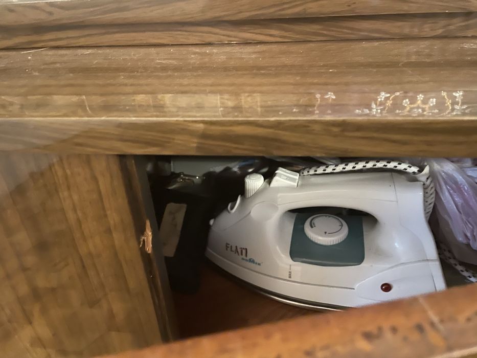 Kredens biblioteczka PRL