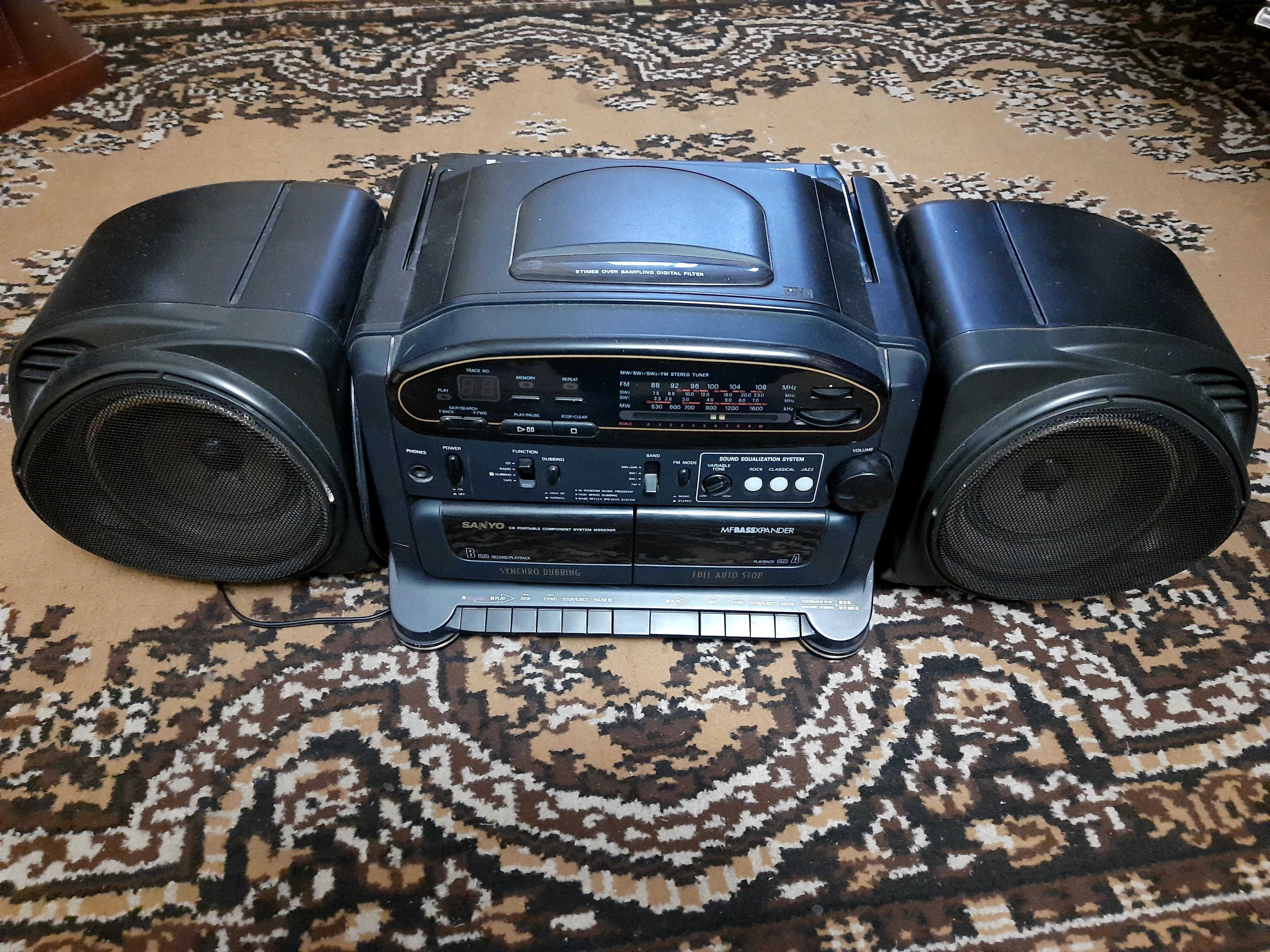 Продам магнитафон SANYO M955DSR