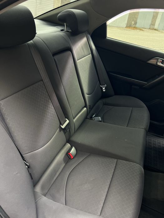 Kia Cerato 2012 2.0 автомат