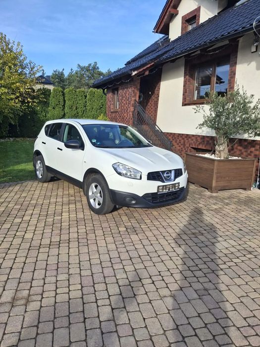 Nissan Qashqai Nissan Qashqai 2013 1.6 benzyna BEZWYPADKOWY