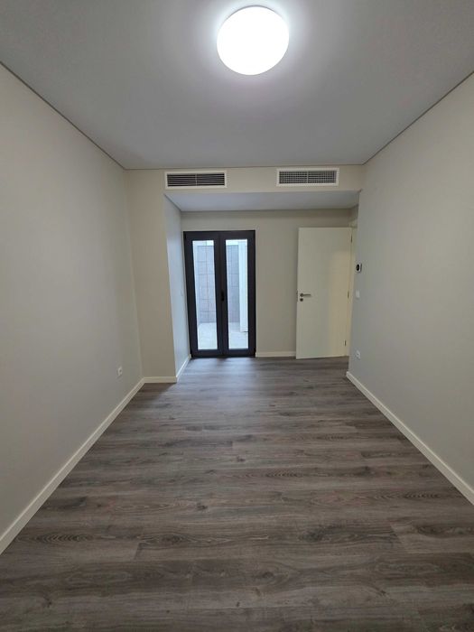 Apartamento T2  100m2 Sesimbra vista de mar .