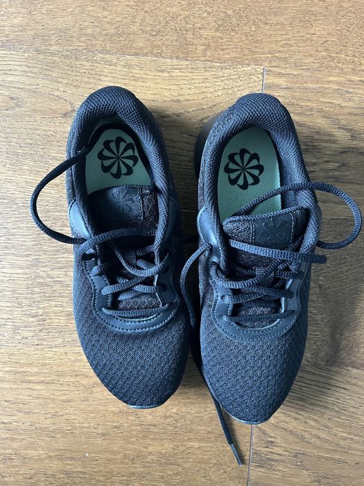 Sprzedam nowe Nike