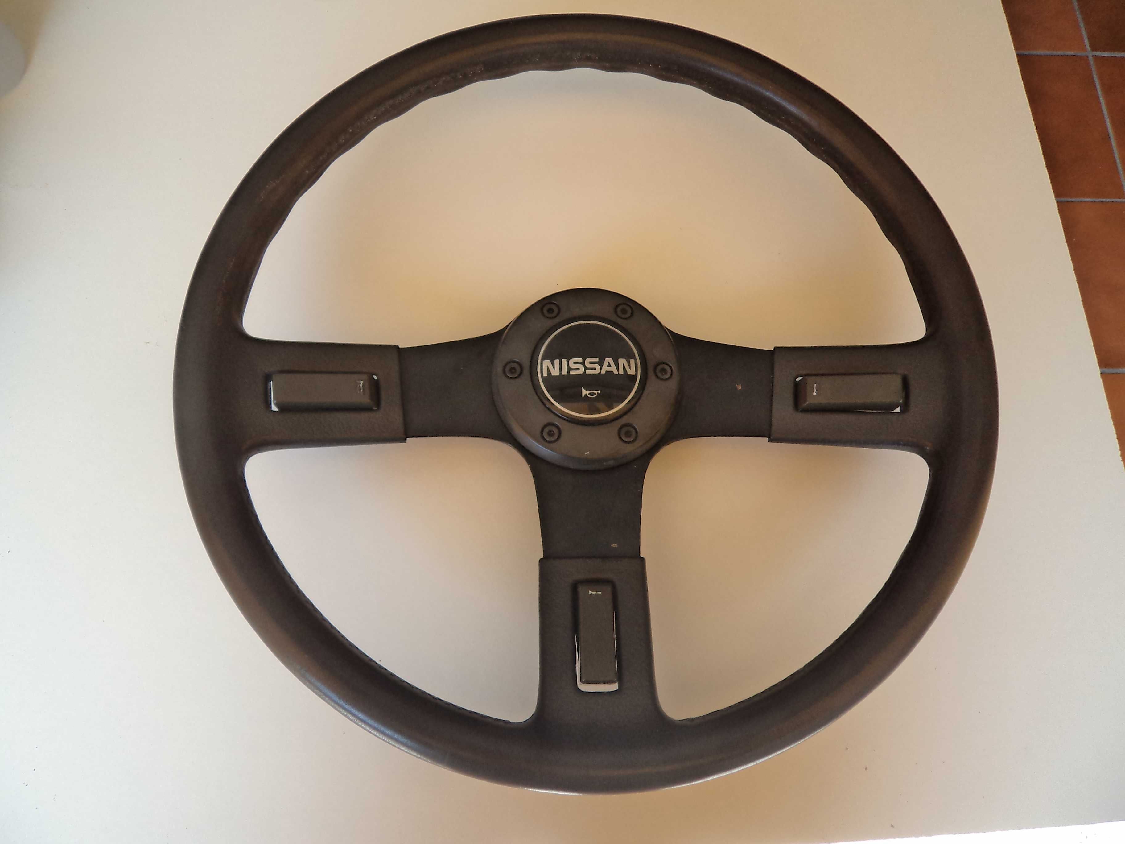Volante original Nissan Patrol 260