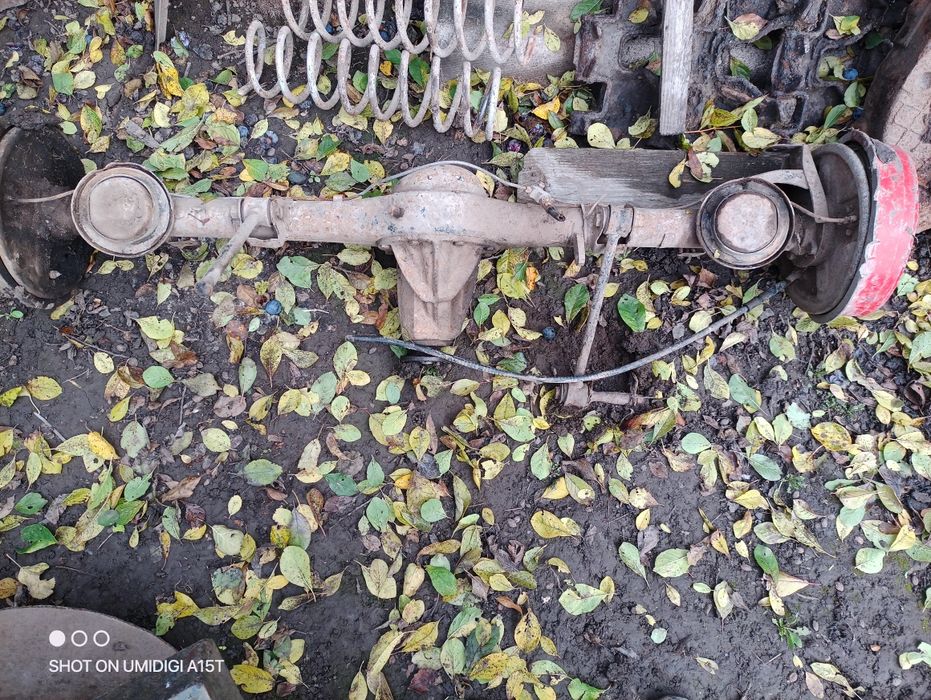 Продам заданий міст шістьрочний і мотор тройочний