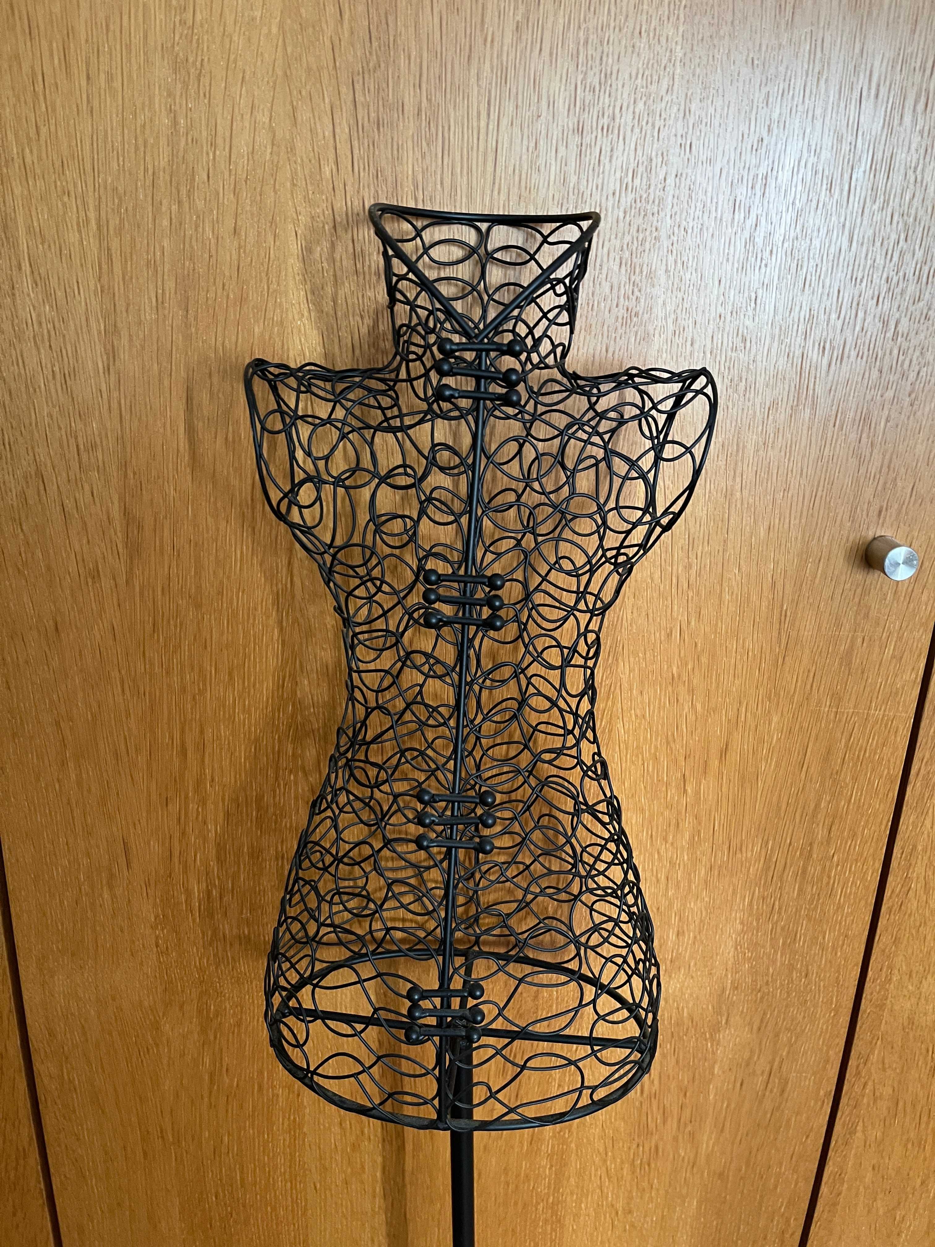 Manequim/Busto de Vestido em Metal
