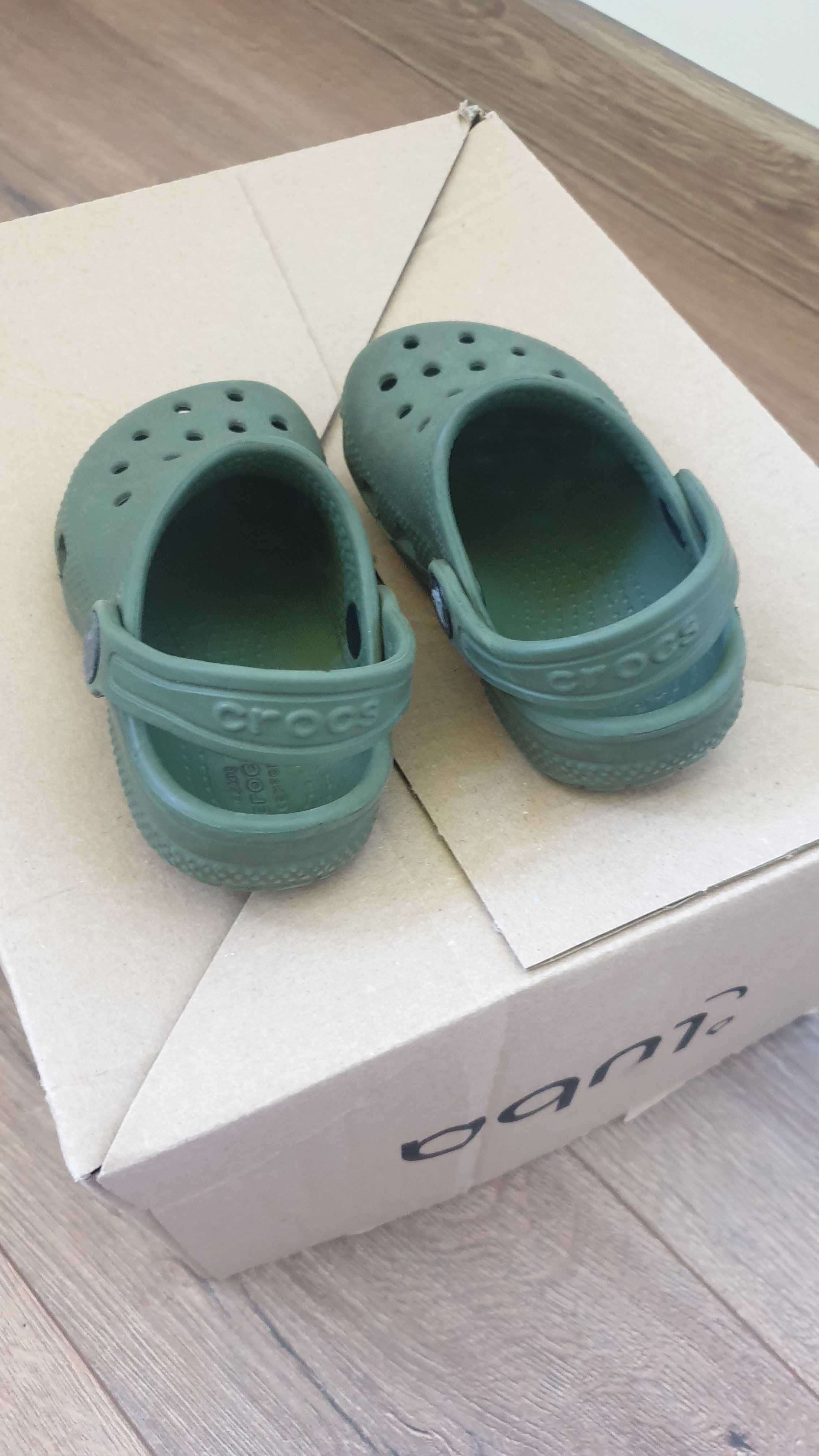 Crocs dziecięce rozmiar 7 (USA), 23-24 (EURO), długość stopy 15 cm