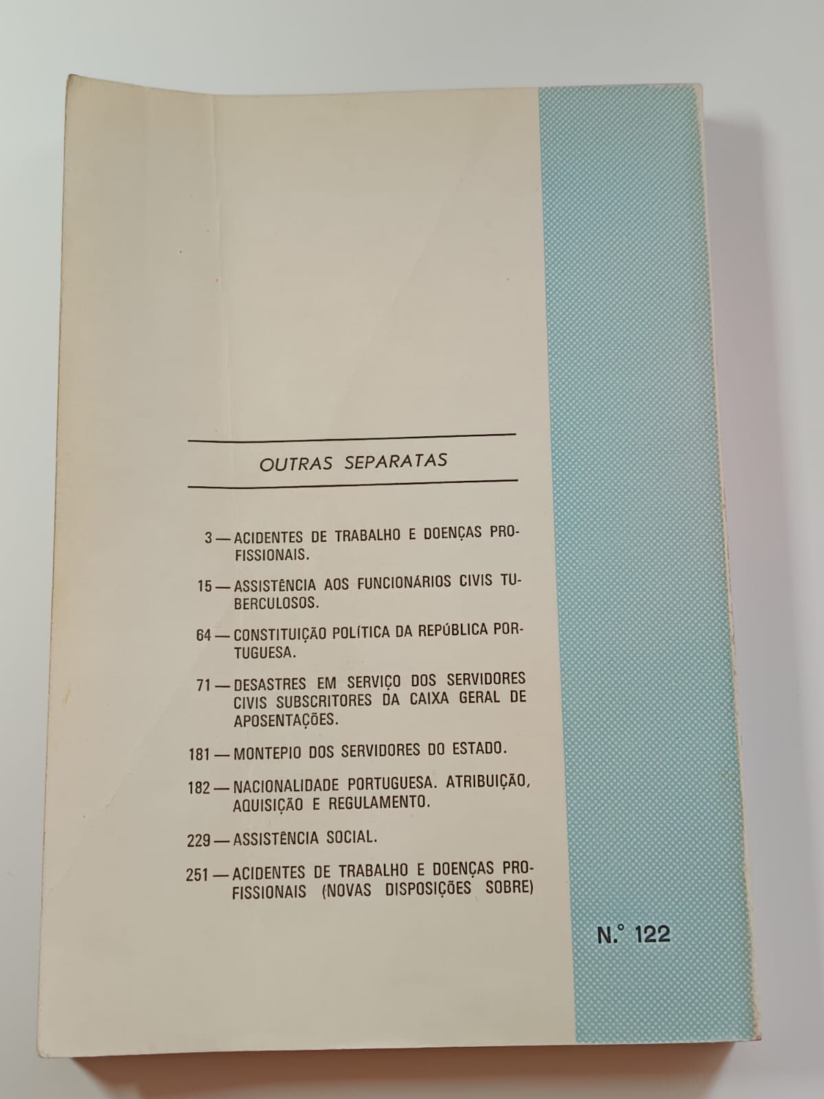Funcionários civis (1974)