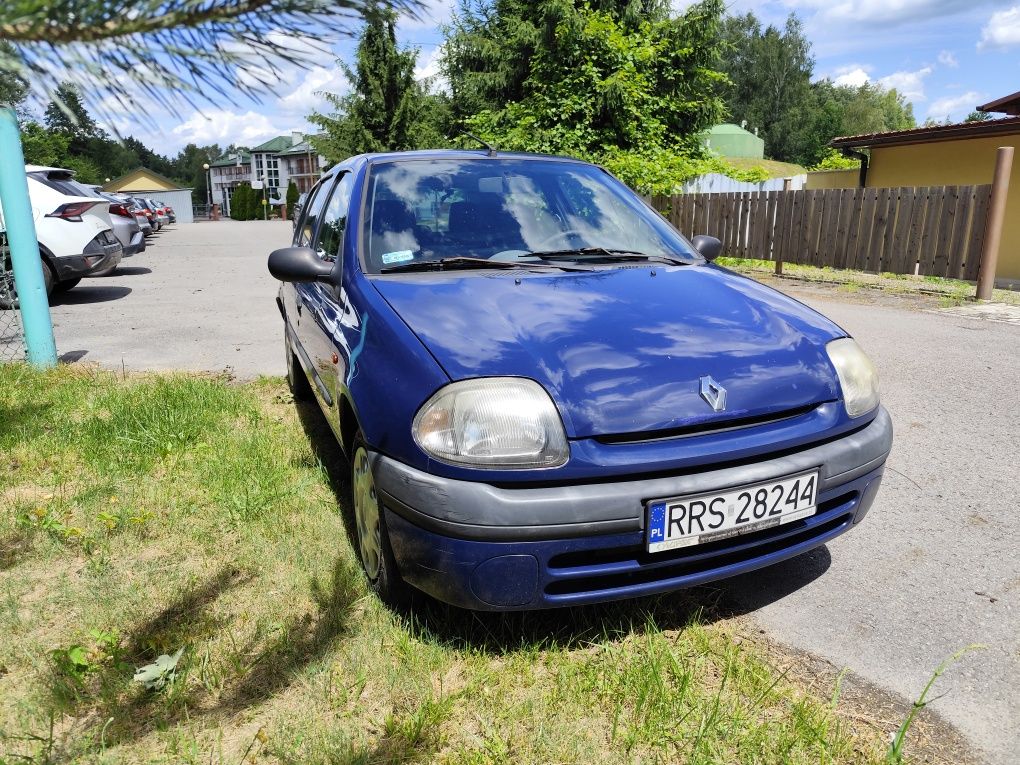 Renault Clio ocynk- zero rdzy ! Sprawne ! 174 tyś km