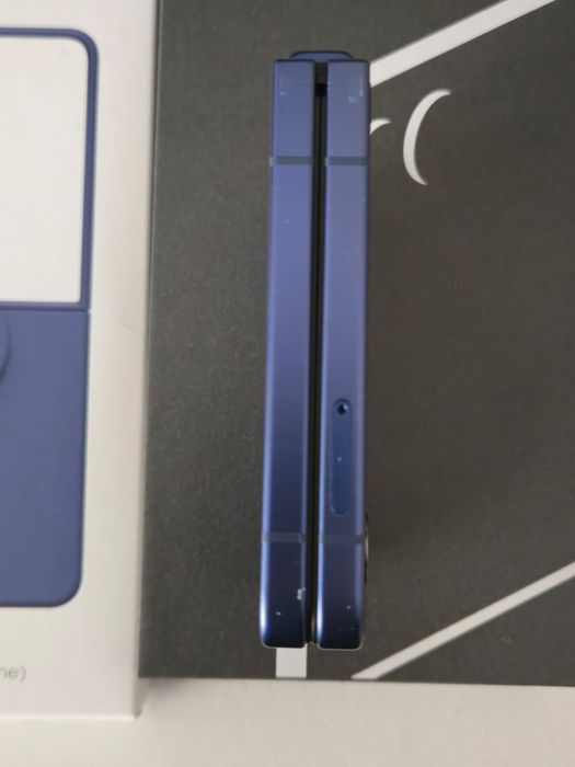 Samsung Zflip7 256gb