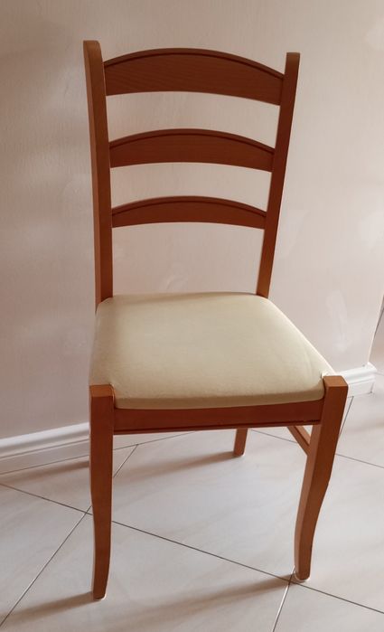 Sprzedam stół i 4 krzesła