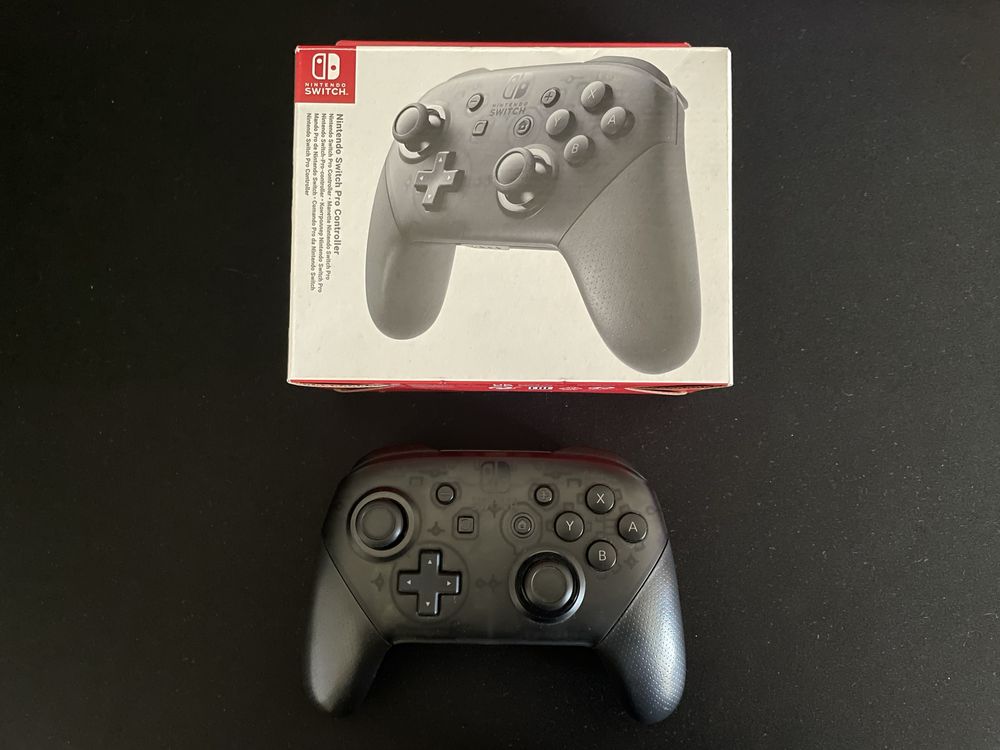 Nintendo Switch Pro Controller