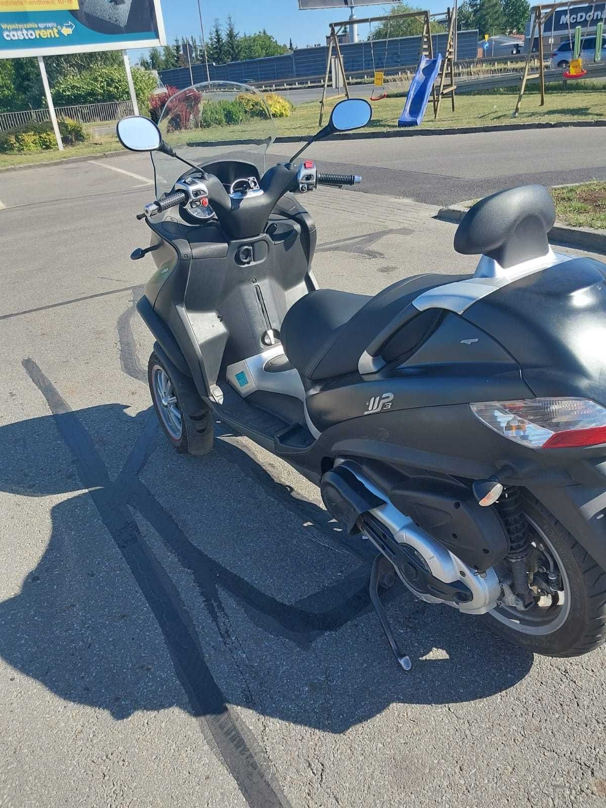 Sprzedam skuter piaggio MP3 400