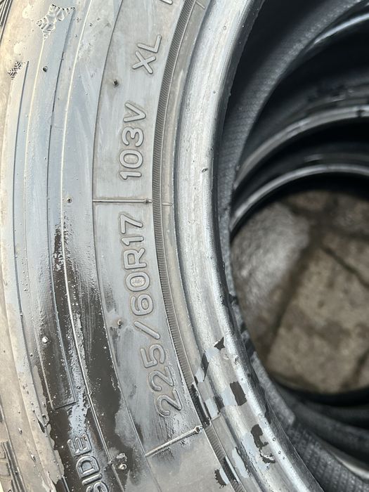 42 Opony Zimowe NANKAMG 226/60/17 Bardzo Ładne