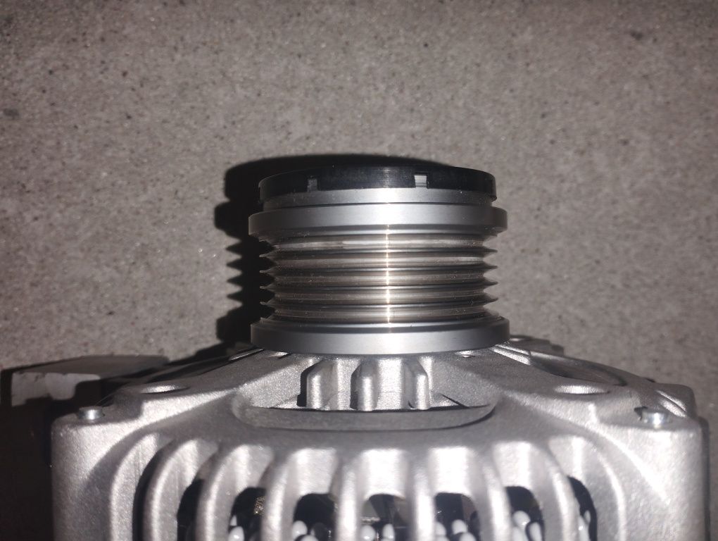 Alternator Volvo V50 2.4 170KM 2004 NOWY !!!