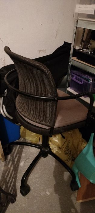Krzesło biurowe  z ikea