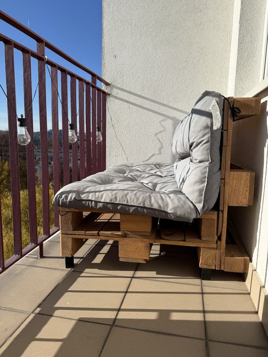 Kanapa z palet na balkon/taras