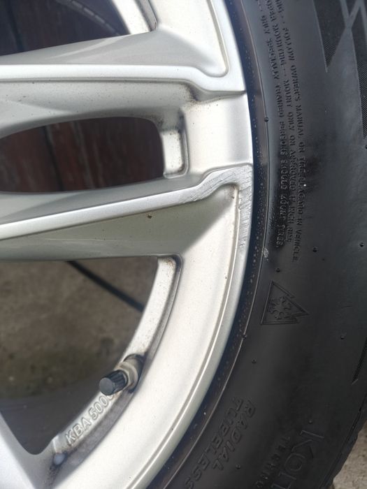 Koła Mercedes z oponami zimowymi 225/50R17 z 20