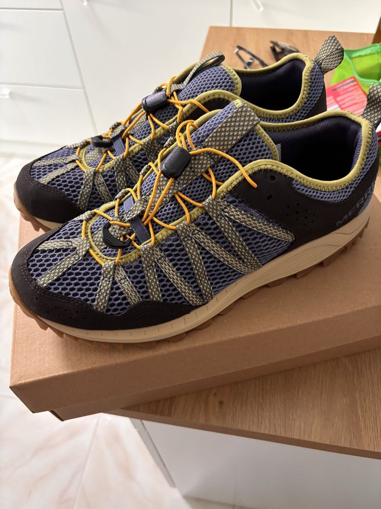 Tenis merrel novos
