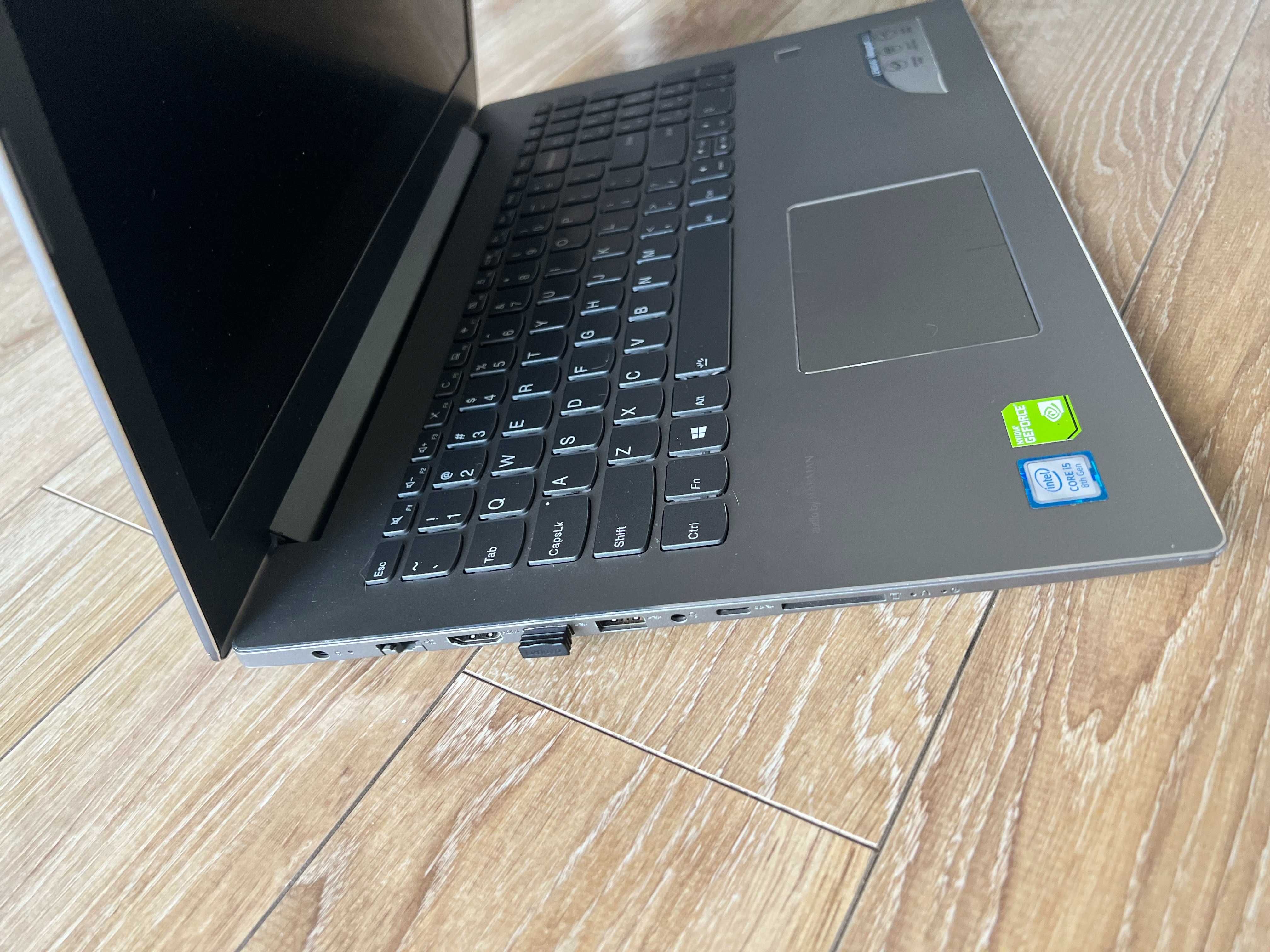 Laptop lenovo -Intel(R) Core(TM) i5-8250U