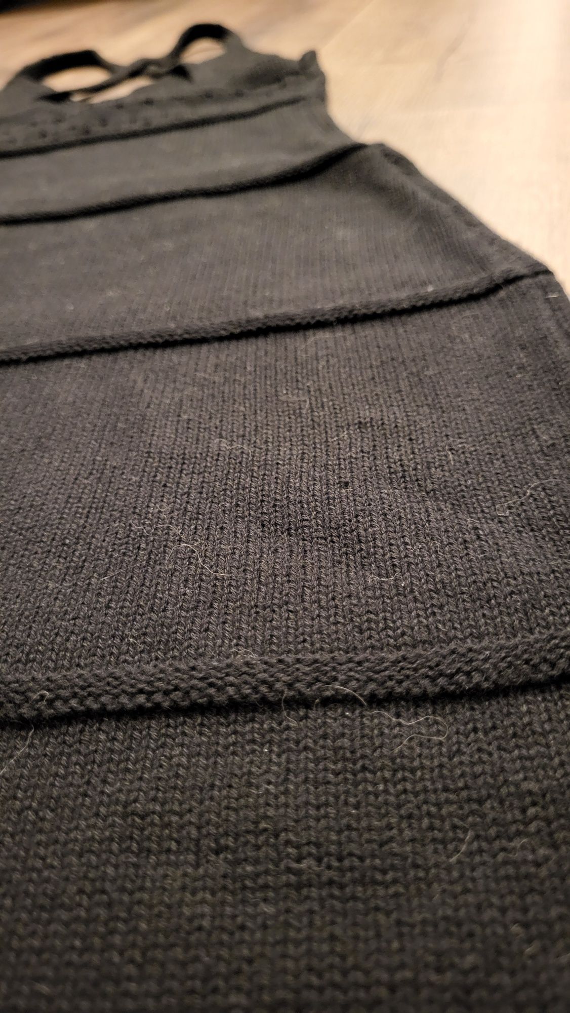 Czarna obcisła sukienka h&m xs