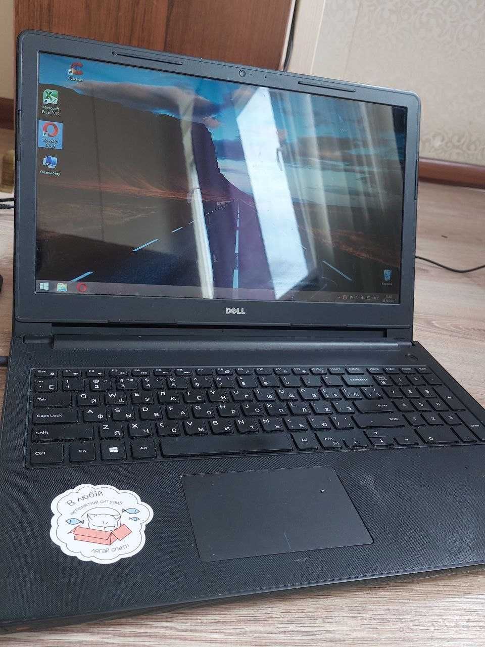 Ноутбук DELL Inspiron 3551