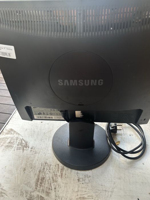 Манитор samsung 17”