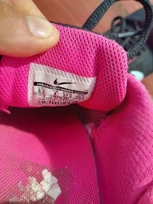Czarno różowe buty Nike trofushion Run 37.5