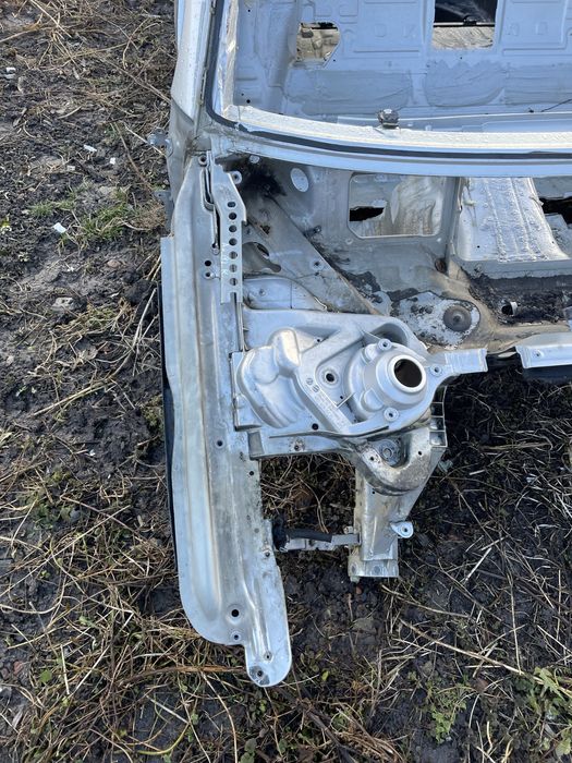 Лонжерон ауді а8 д3 чвертка кузов Audi a8 d3 заднє крило ауді а8