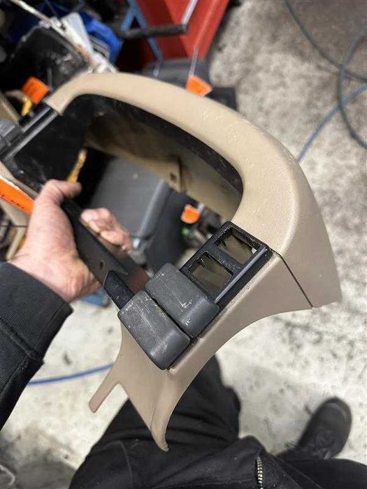 Land Rover Discovery 300 td5 consola conta km original